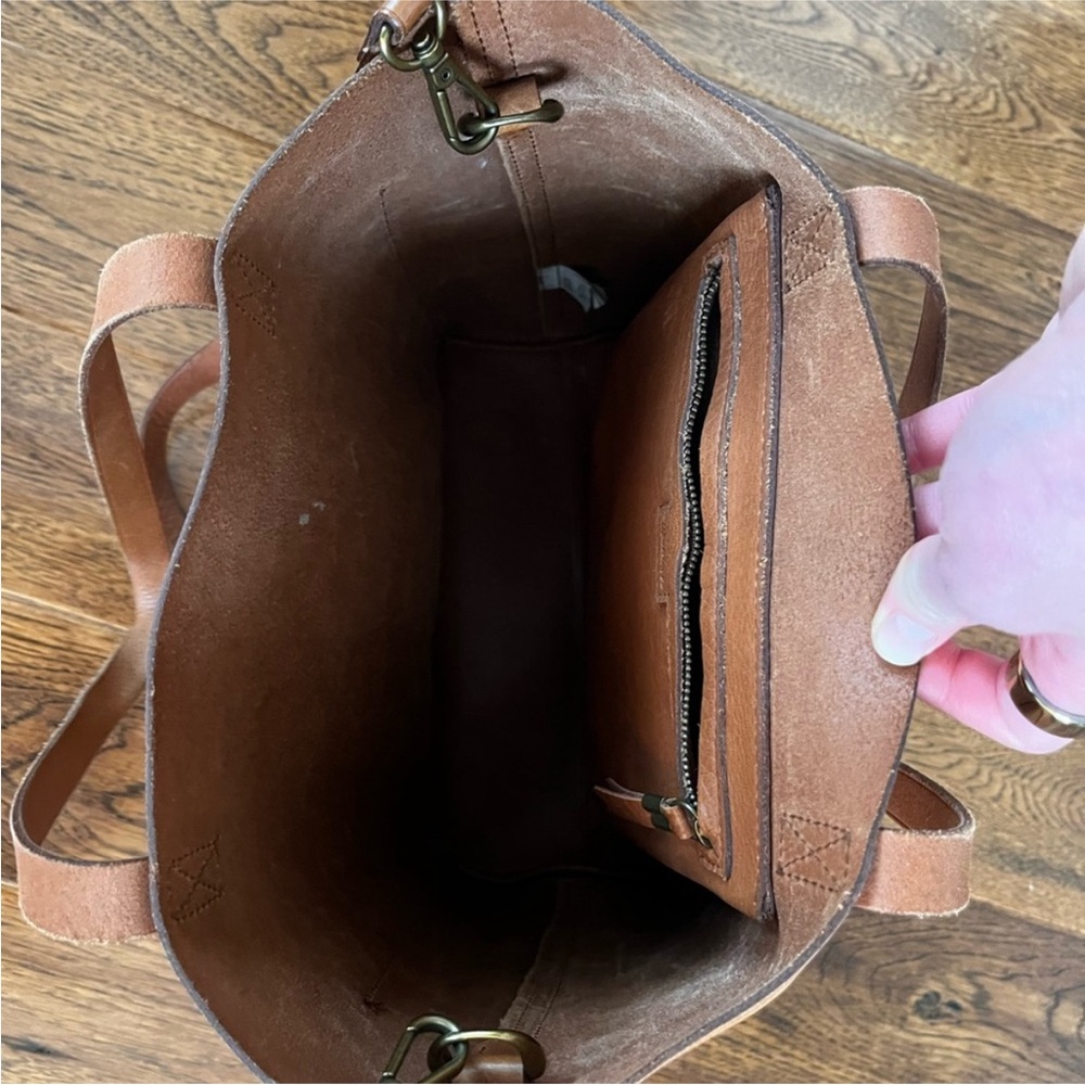 Madewell Essential Tote - Picture 2 of 3